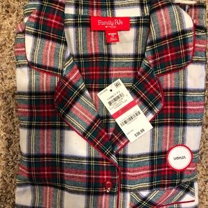 Macy’s Family PJs Women’s XS
